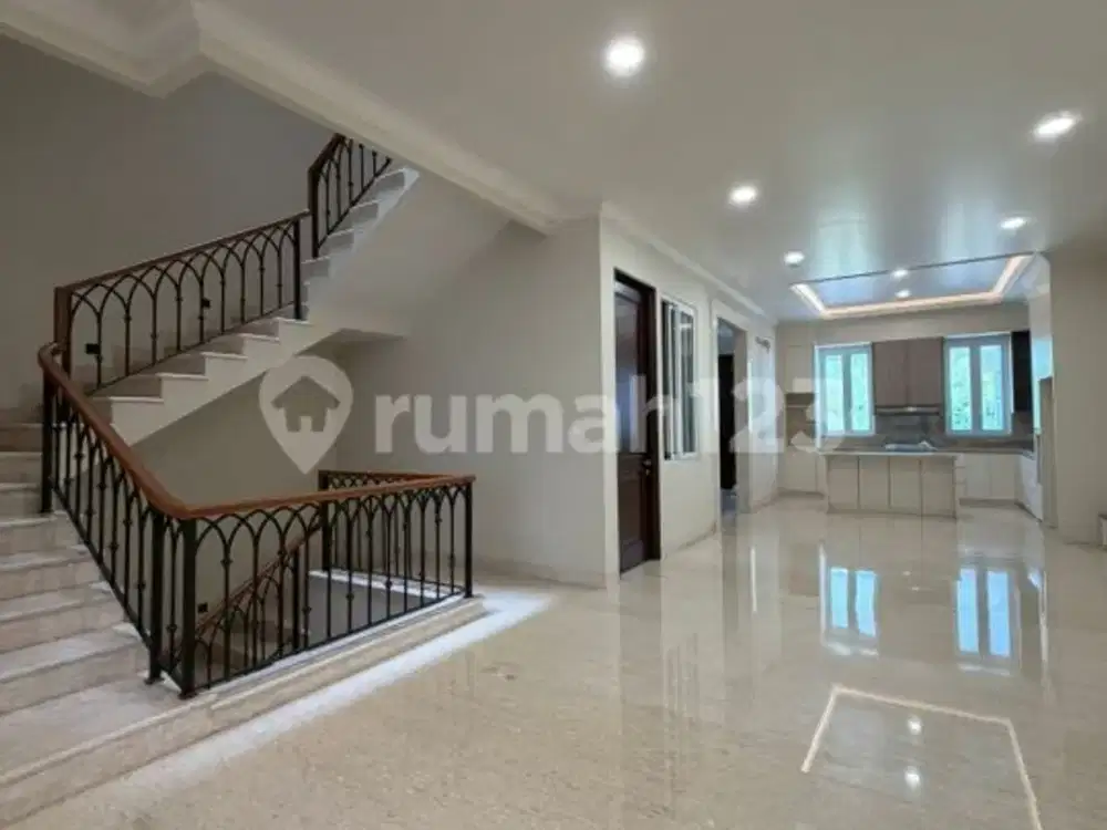Dijual Rumah Mewah di Alam Sutera Full Marmer Private Pool