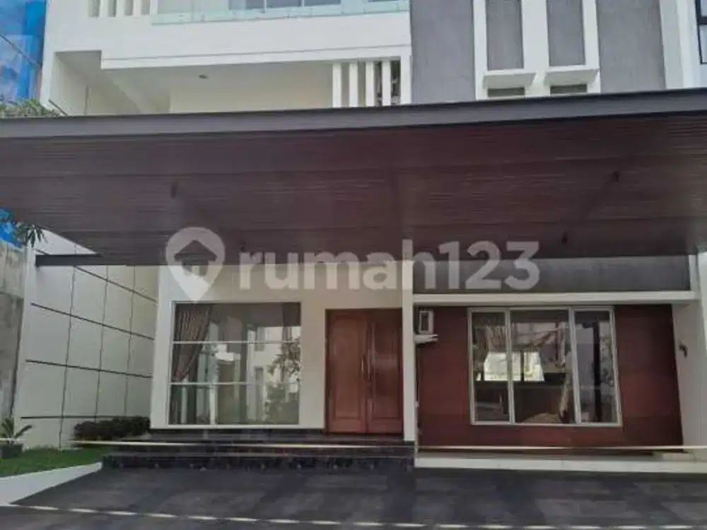 Dijual Rumah Mewah 3 LT Semi Furnish Alam Sutera - S. Onyx