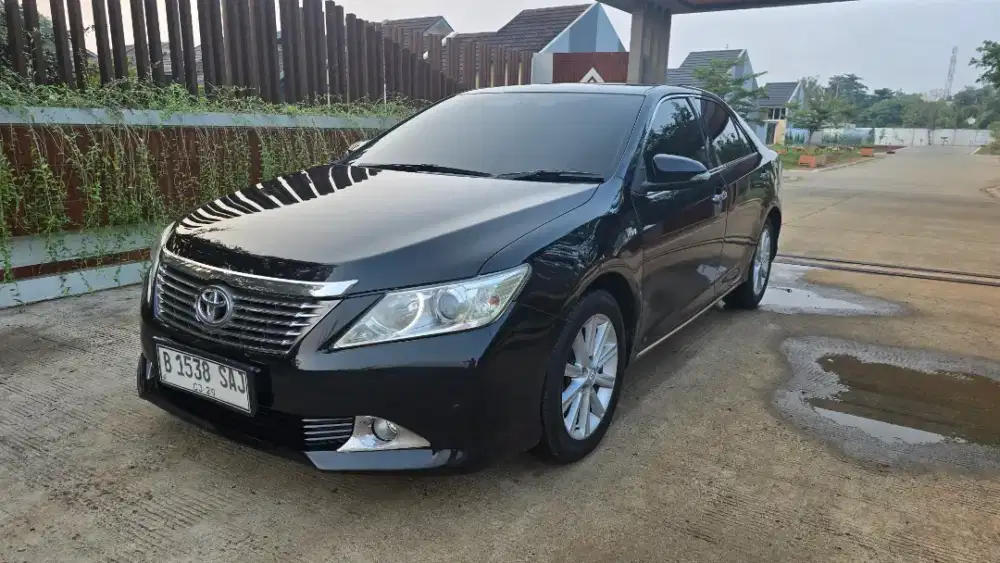 Toyota Camry V 2.5 AT CVT 2014