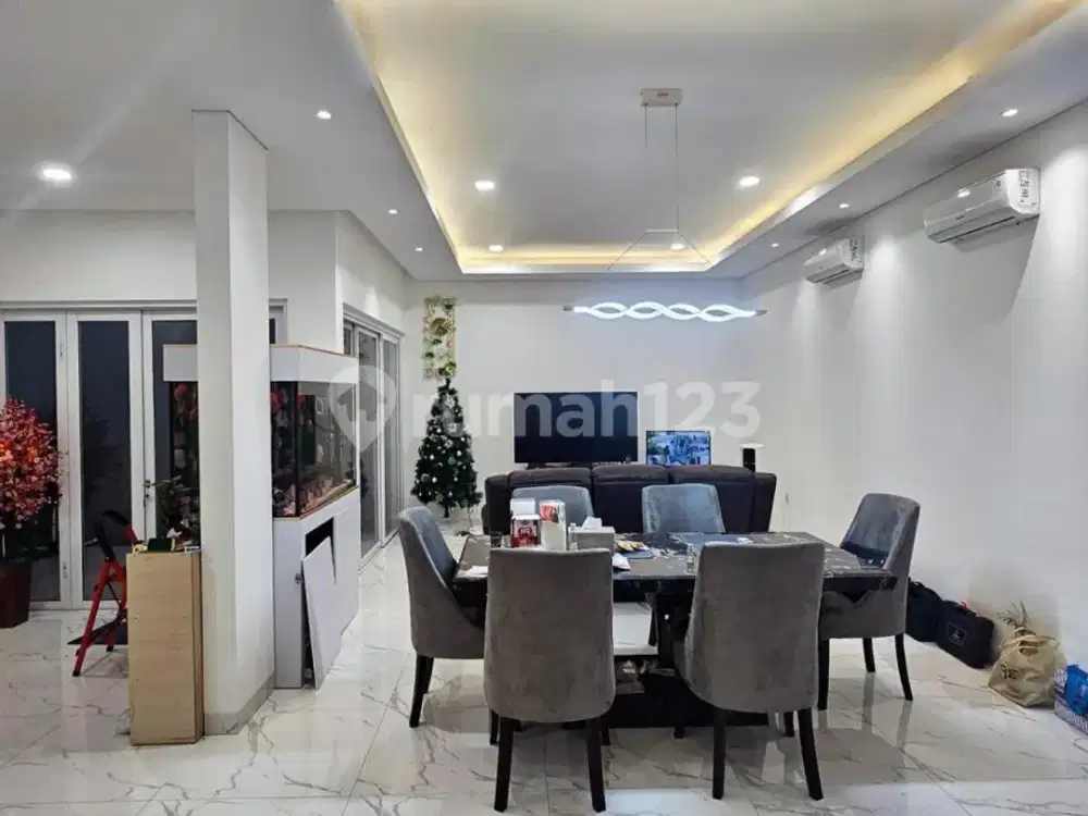 Wts Rumah 2 Lantai Cluster Alicante Gading Serpong