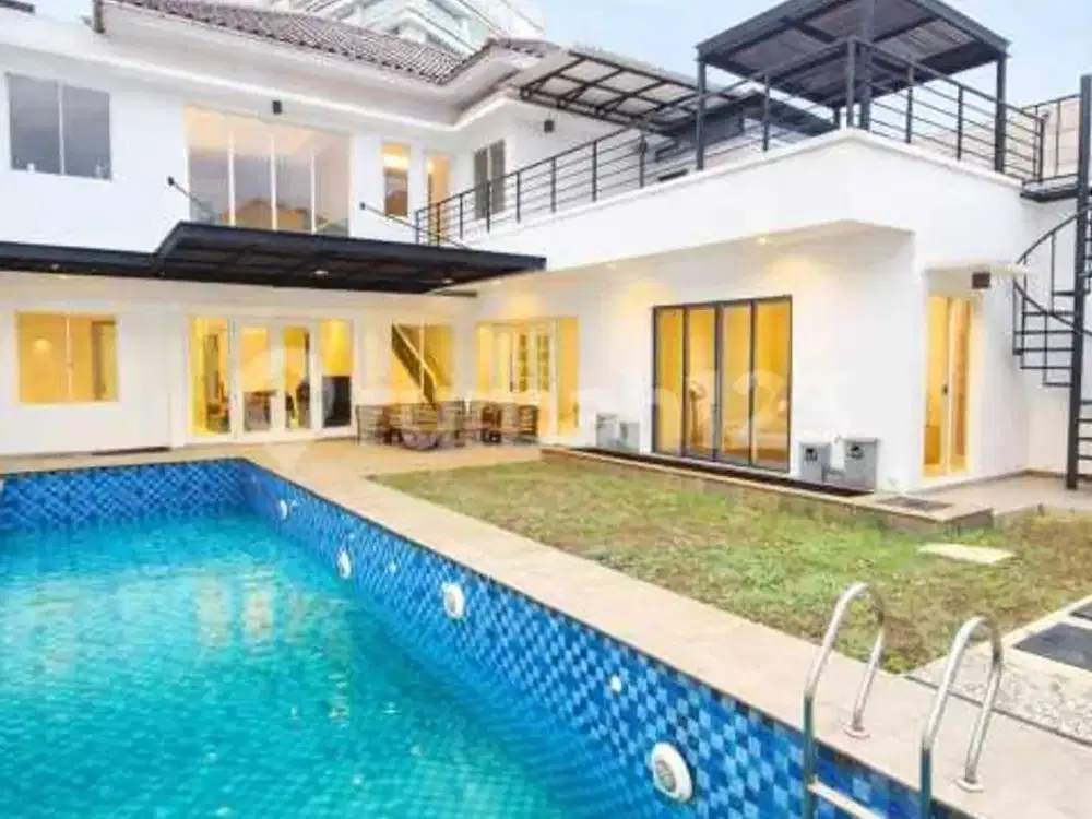 Dijual Cepat Rumah Mewah Alam Sutera Ada Pool