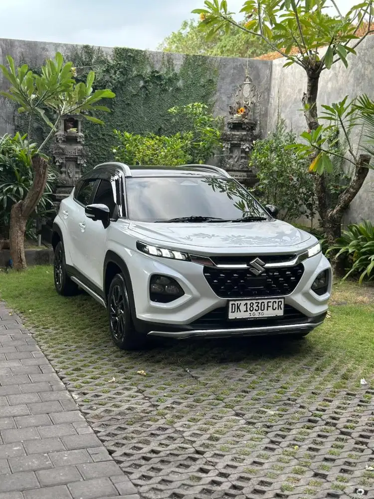 FRONX SGX 2025 HYBRID MATIC ASLI BALI LOW KM SEPERTI BARU