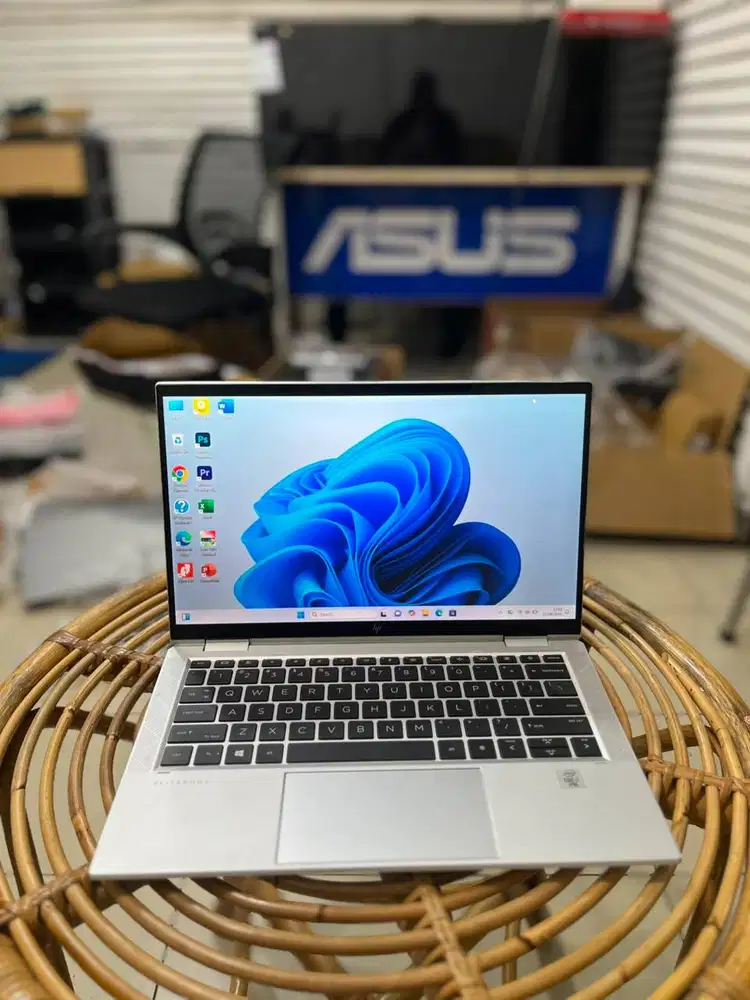 HP ELITEBOOK X360 1030 G7  i7 gen 10 Ram 16 GB Ssd 256 GB *VN