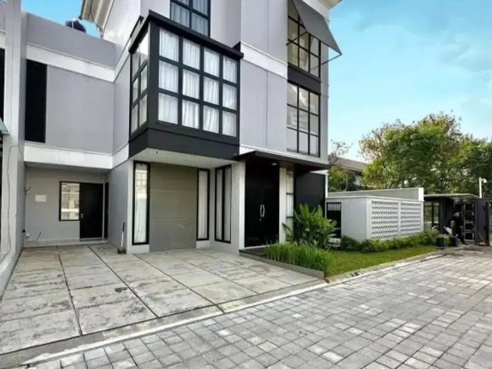 Dijual Rumah Bagus Minimalis 3 Lantai Siap Huni di Kemang ,Jakarta Selatan