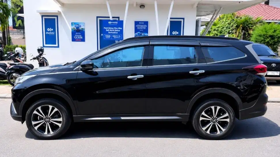 Daihatsu Terios 1.5 R Bensin AT 2019 Hitam (OS)