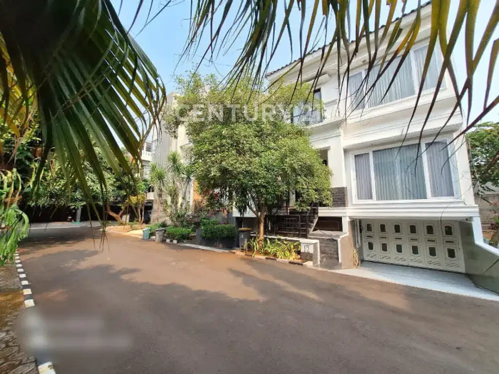 DISEWAKAN RUMAH CANTIK DAN MEWAH DALAM CLUSTER