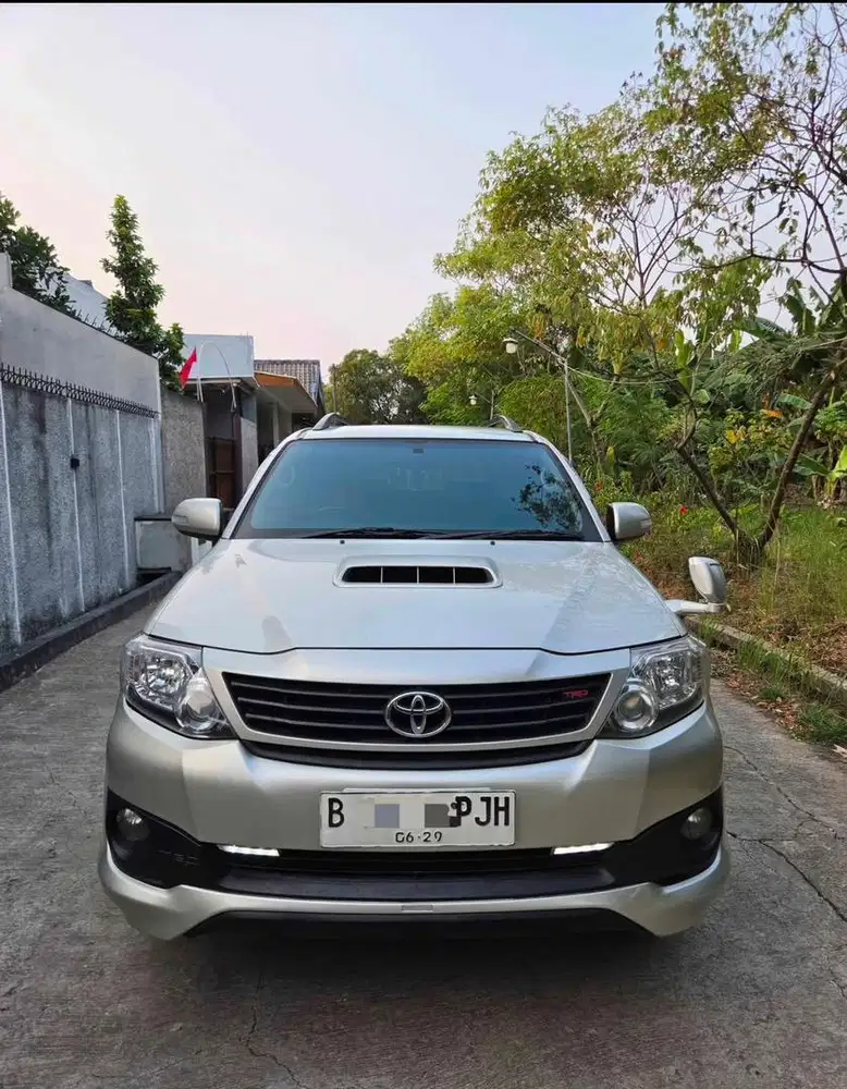 Fortuner VNT TRD AT 2014