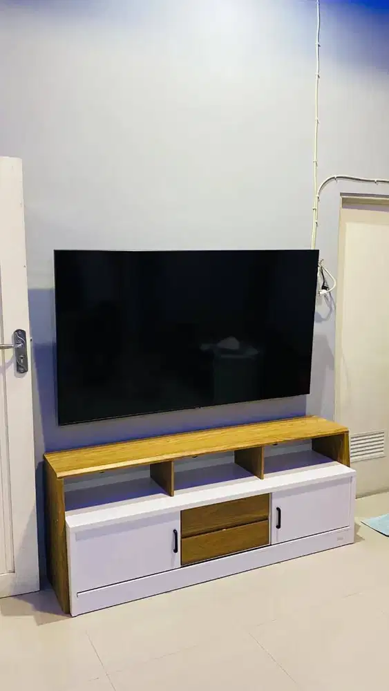 SALE ! MEJA TV 65 INCHI TERLARIS SALE