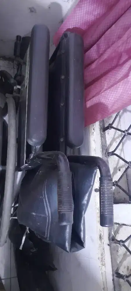 Kursi roda empat
