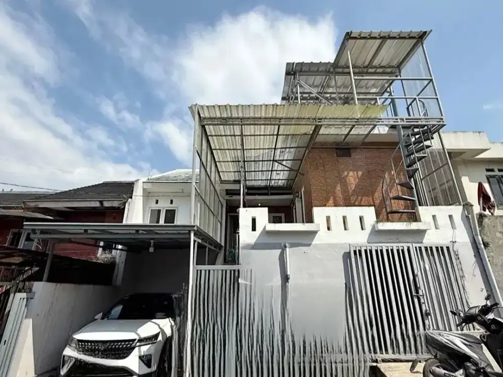 Termurah Rumah 1,5 Lantai Semi Furnish Siap Huni Strategis di Bentang Padalarang Regency Bandung