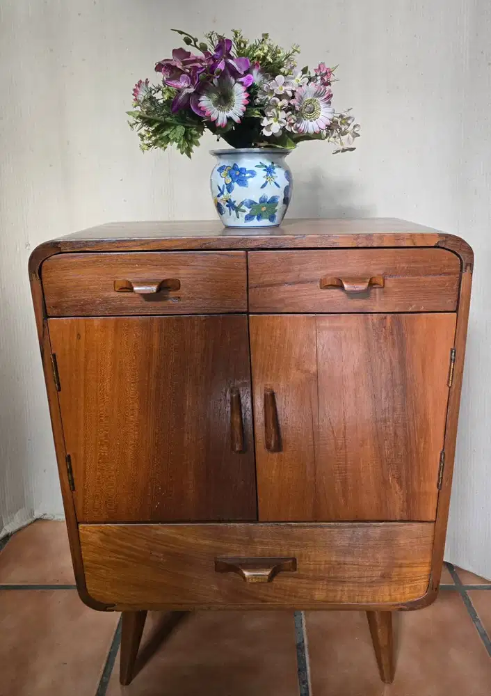 Nakas Retro antik kayu jati
