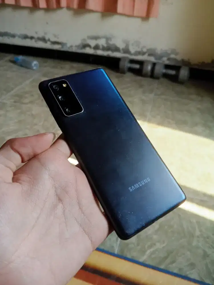 Samsung S20 Fe 6/128 inter Snapdragon 865