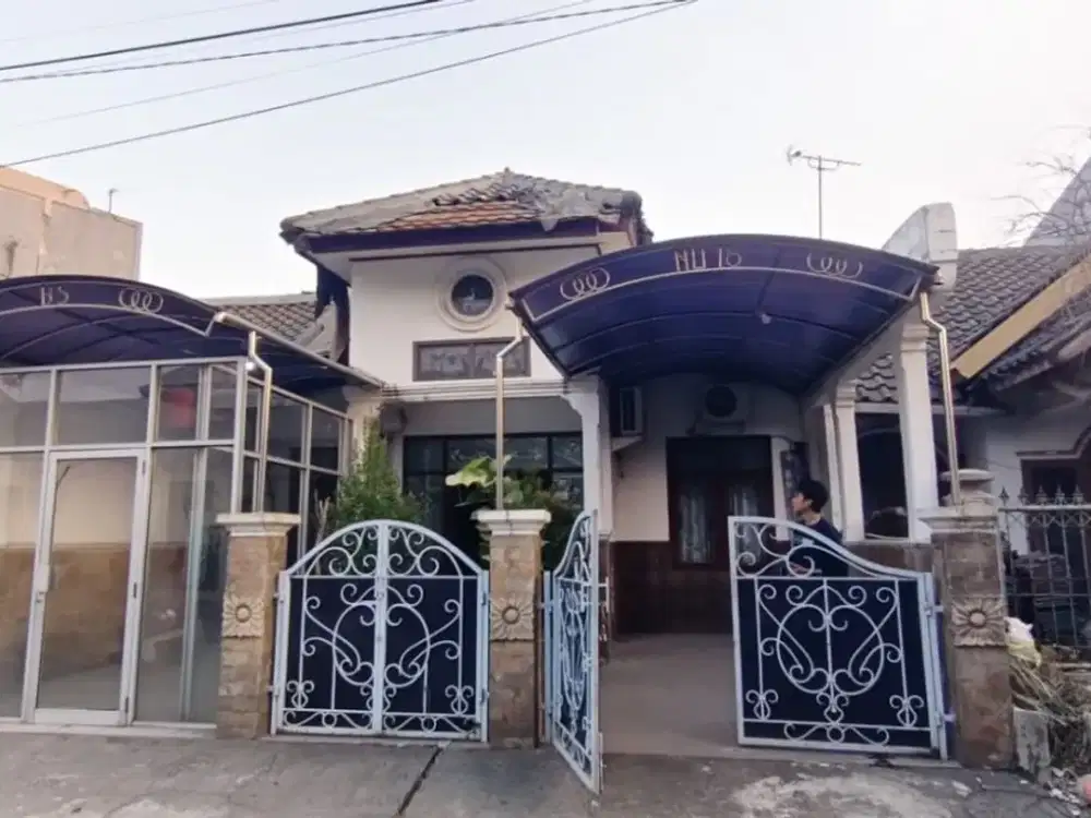 Rumah Luas dan Strategis di Taman Tridaya Indah Bekasi