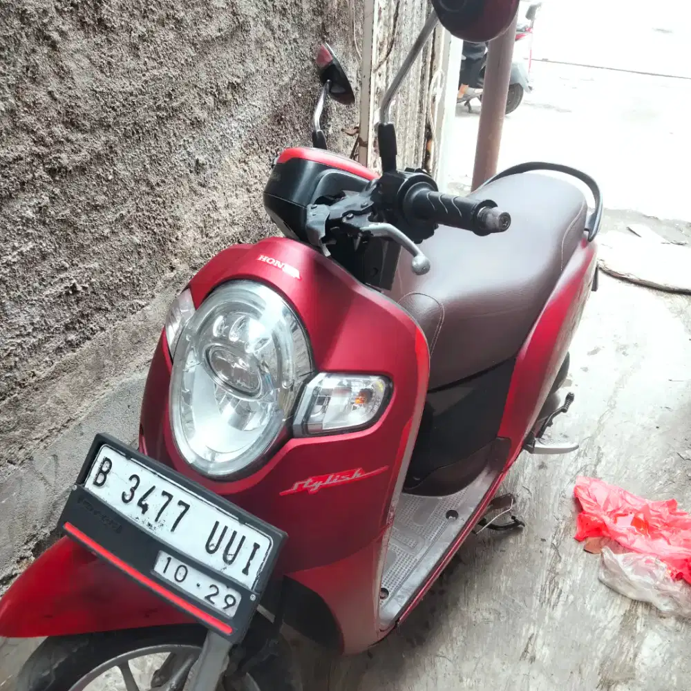 HONDA SCOOPY ISS 2019