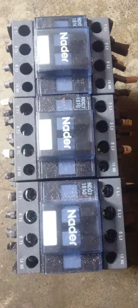 Breaker kontaktor