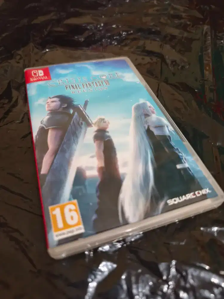 FINAL FANTASY VII – CRISIS CORE REUNION - HD REMASTERED  N-SWITCH