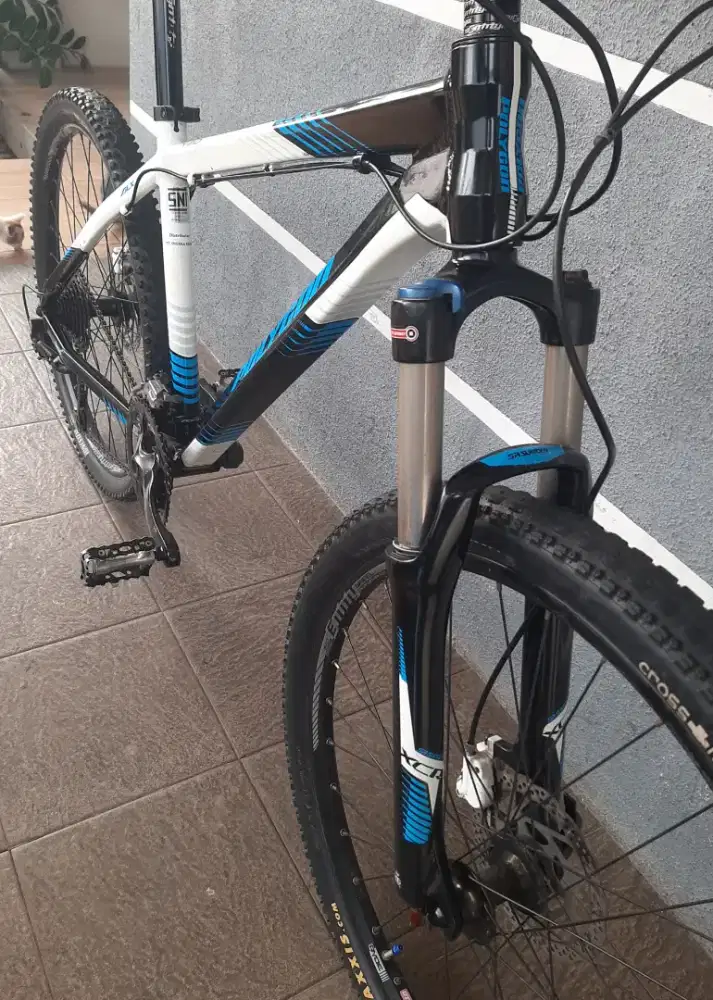 sepeda gunung MTB POLYGON COZMIC TX 2 grups SHIMANO ACERA rem hidrolik