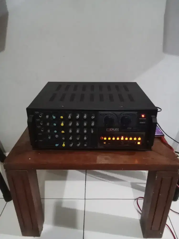 Power Amplifier mixer karaoke Build up