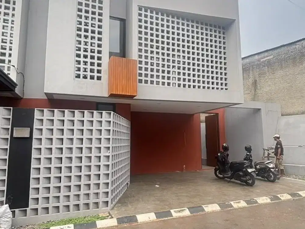 Rumah Pondok Kelapa 2 Lantai Siap Huni Akses Jalan 2 Mobil