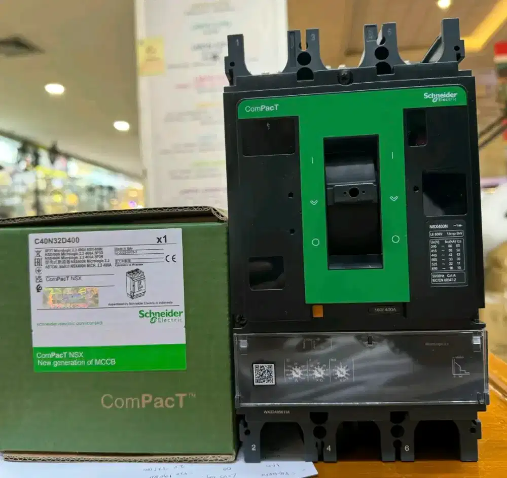 Schneider mccb C40N32D400