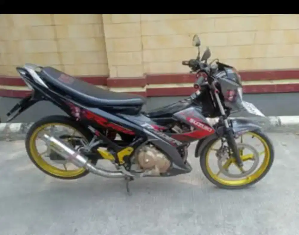 Dijual Suzuki Satria Fu Facelift THN 2014 mulus komplit siap pakai