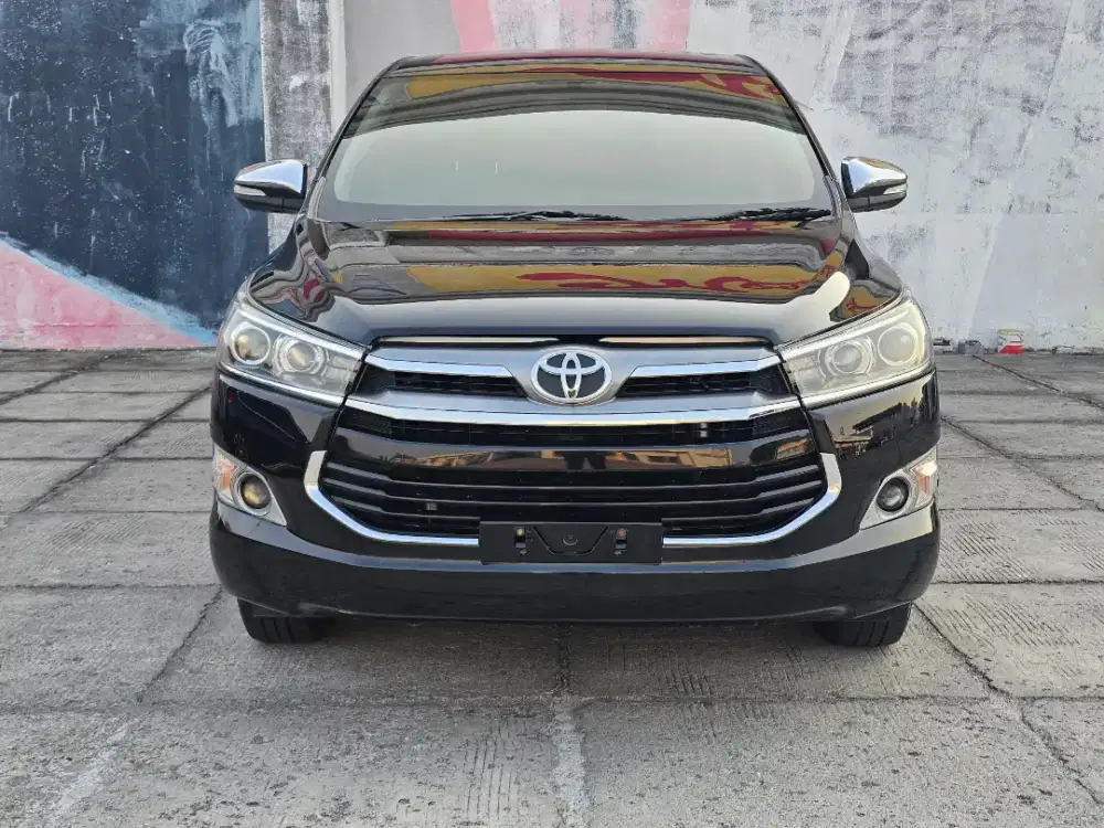 Kijang Innova Q Bensin 2016 Hitam