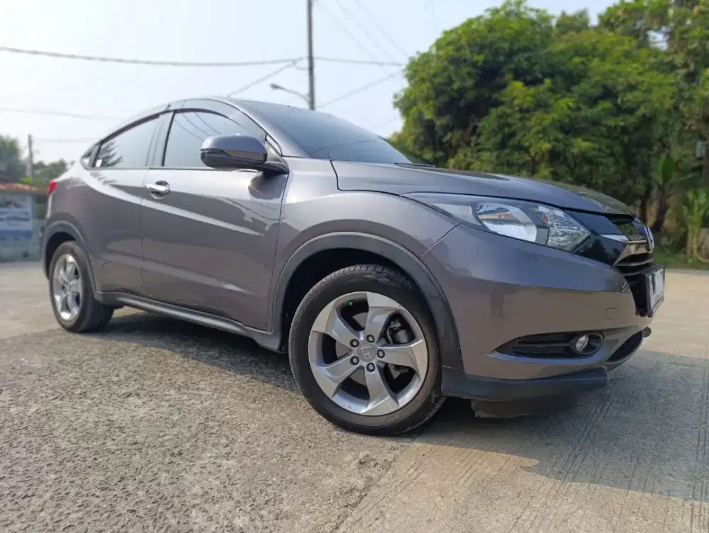 JUAL CEPAT HRV E CVT 2018