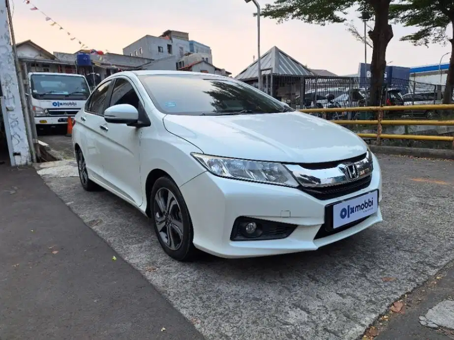 DP MURAH Honda City 1.5 E Bensin-AT 2015 Putih CADJD