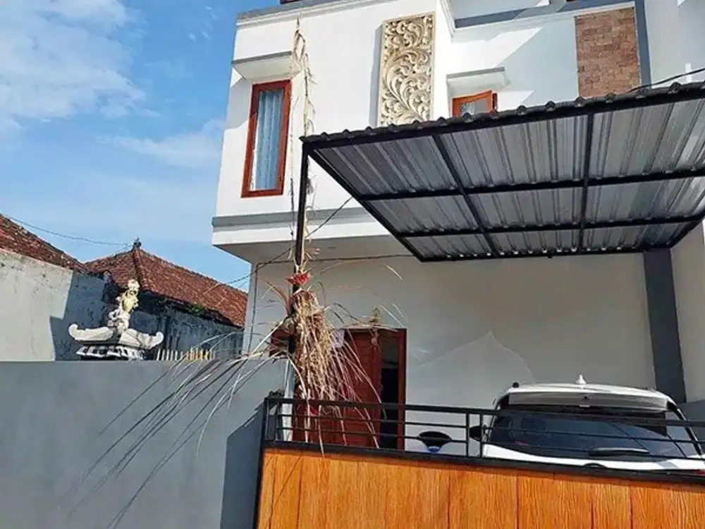 [Amr-064.Gev] Disewakan Bulanan Rumah Baru 2 Lantai di Gatsu Timur – Denpasar