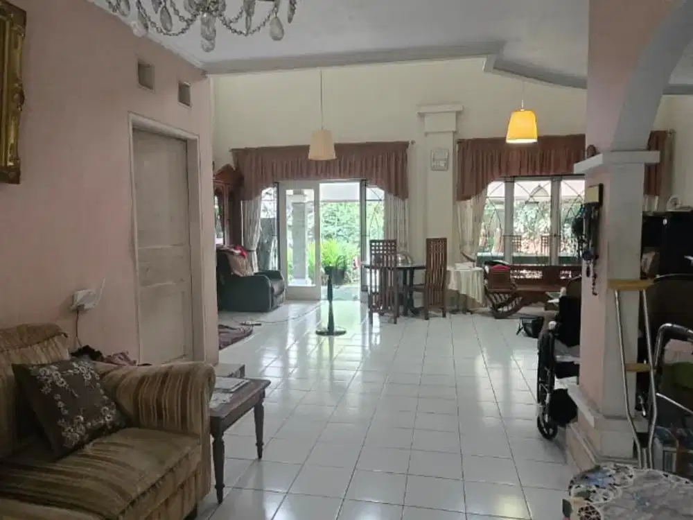 Dijual Rumah  Puspita Loka  Dekat sekolah Al Azhar BSD