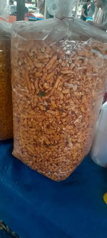 Kerupuk serundeng
