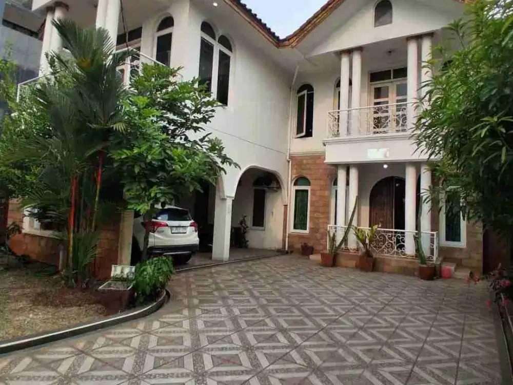 Di Jual Murah Rumah Mewah siap Huni di komplek Patra Puri Cibubur Jakarta Timur