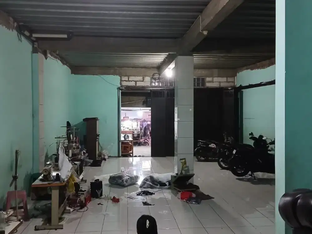 Ruko Babakan Ciparay Area ramai padat penduduk -Bandung