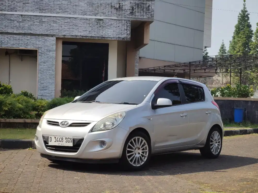 Hyundai i20 GL 2009 Manual Km71rb Silver Antik Original