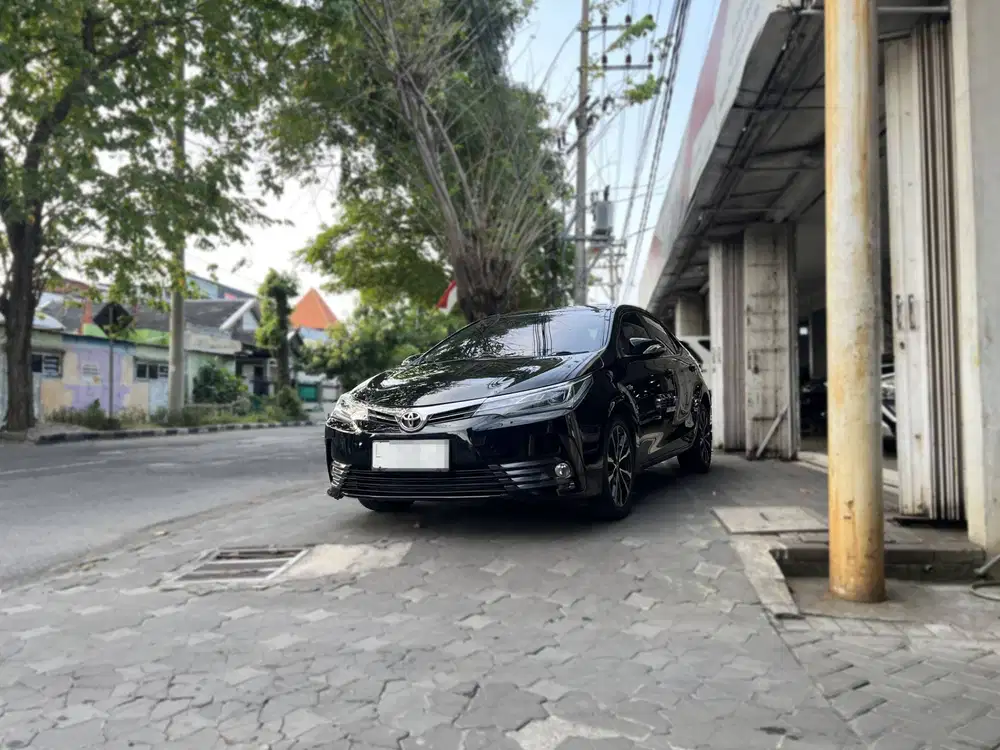 Toyota Corolla Altis V 1.8 AT Matic pmk 2018