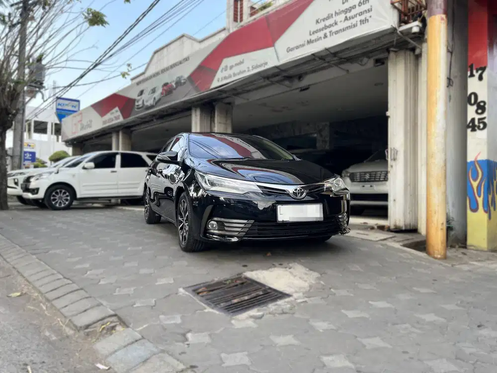 Toyota Corolla Altis V 1.8 AT Matic pmk 2018