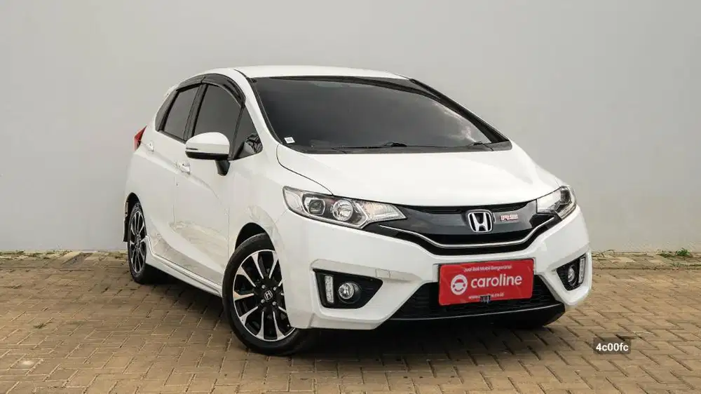 HONDA JAZZ RS 1.5 MT 2017 PUTIH