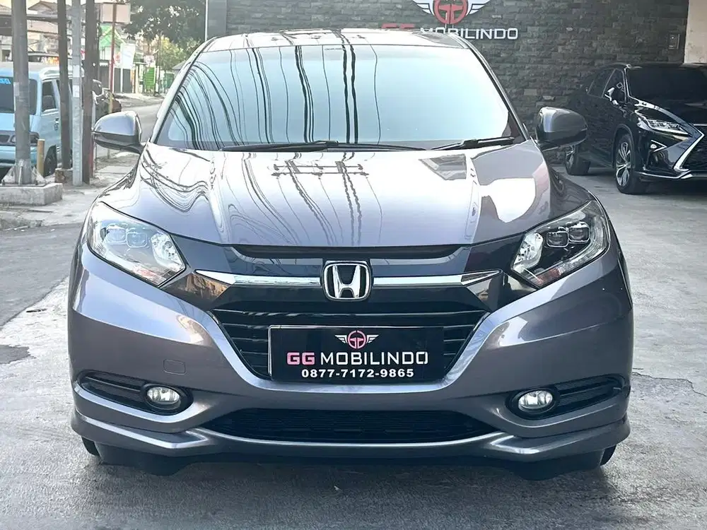 Honda HRV 1.8 RS Prestige CVT Automatic Th 2016
