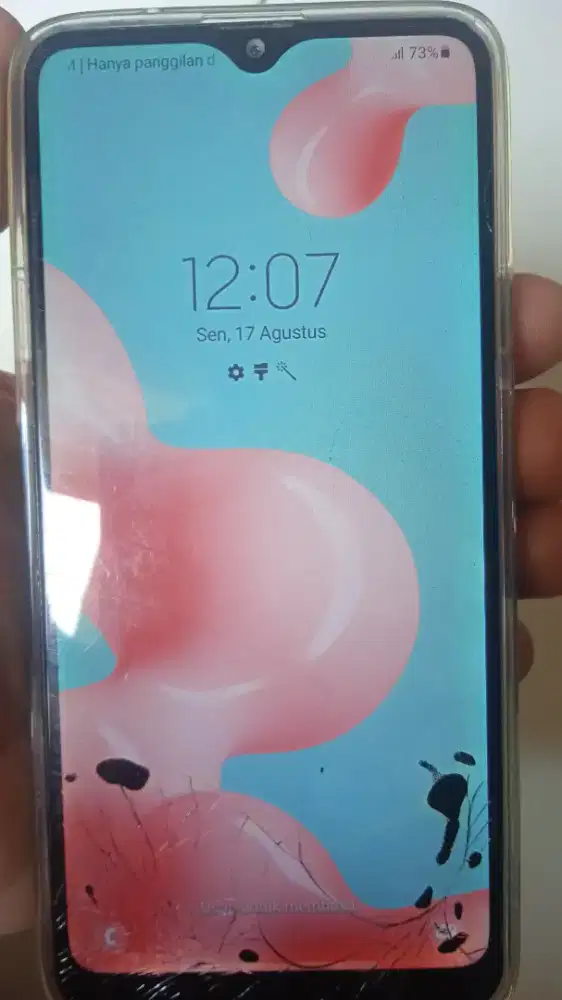 Jual hp samsung a20s kondisi seperti di foto,masih bisa nego.