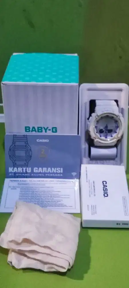 Casio Baby-G analog-digital