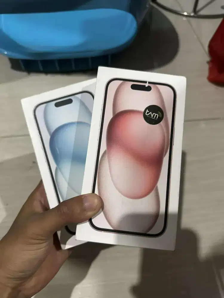 iPhone 15 128 GB (baru)