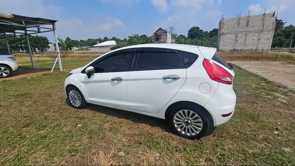 Jual Ford Fiesta 2013 A/T Trend
