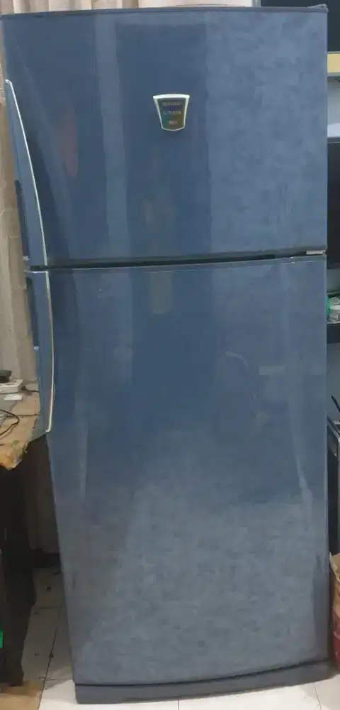 Jual kulkas sharp jumbo 2 pintu kondisi mati