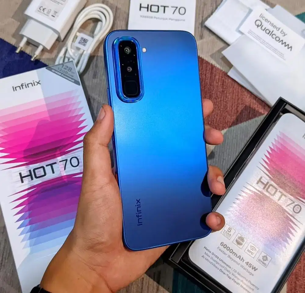 Infinix Hot 70 4/128 blue (baru) garansi resmi