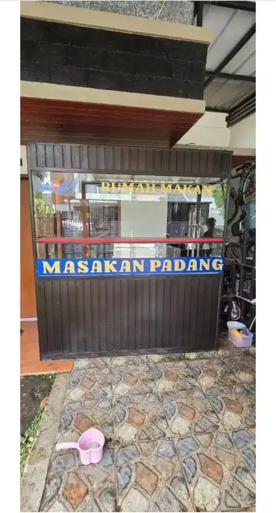 Etalase Besar mewah murah