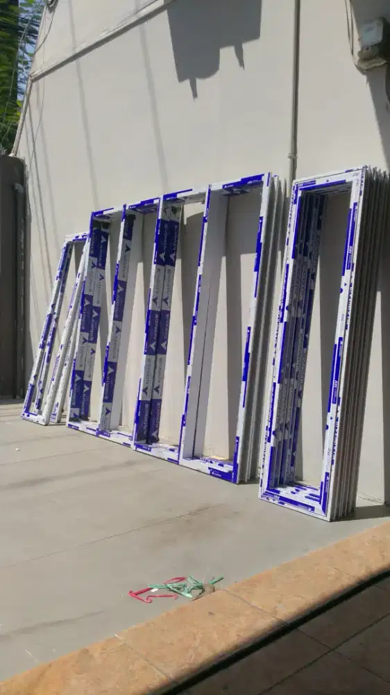 aluminium dan kaca