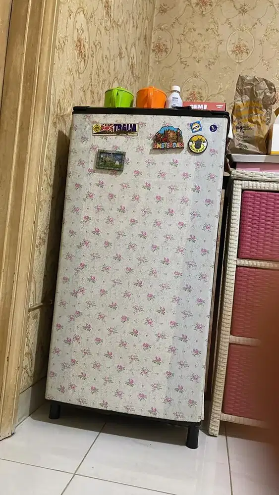 Dijual kulkas bekas