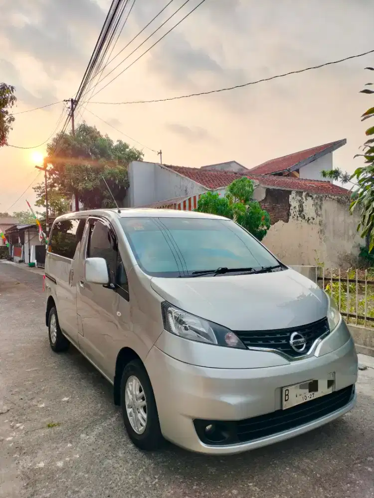 Nissan Evalia XV 2012 manual tangan 1 istimewa