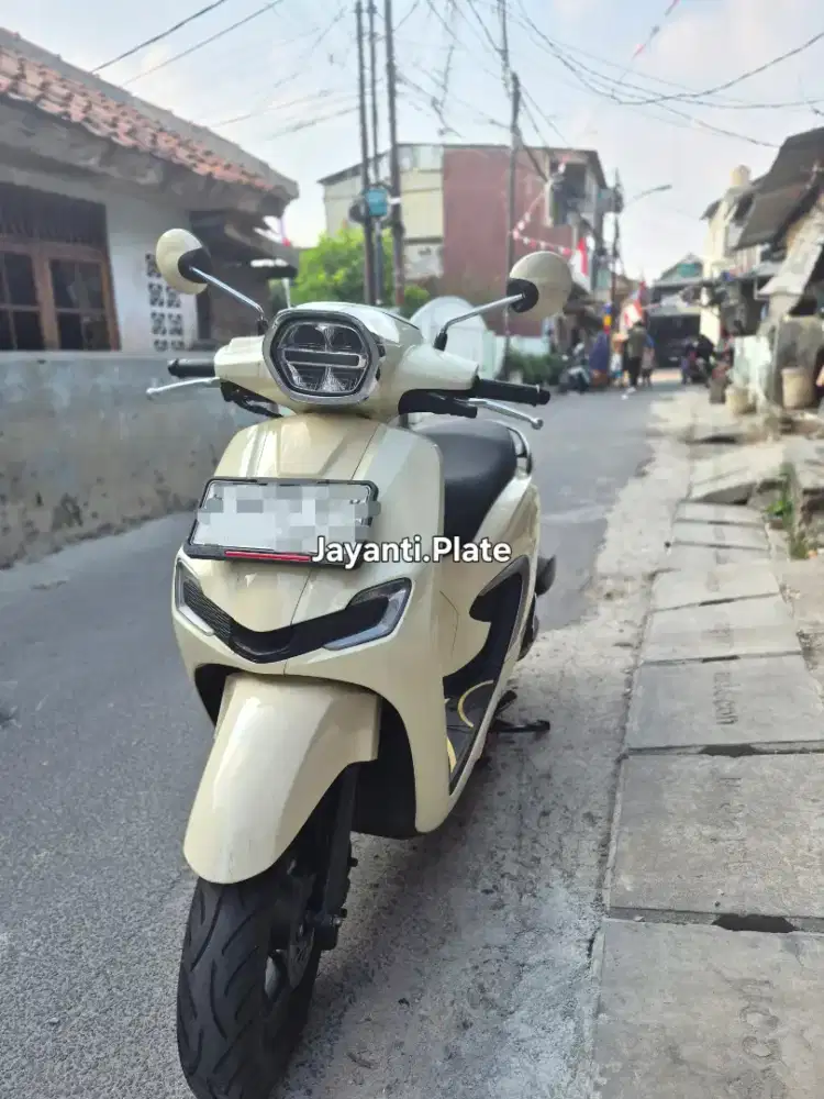 2025 Honda Stylo 160 CBS