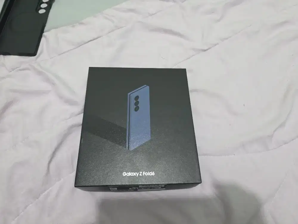 Samsung Fold 6 Blue Gasss